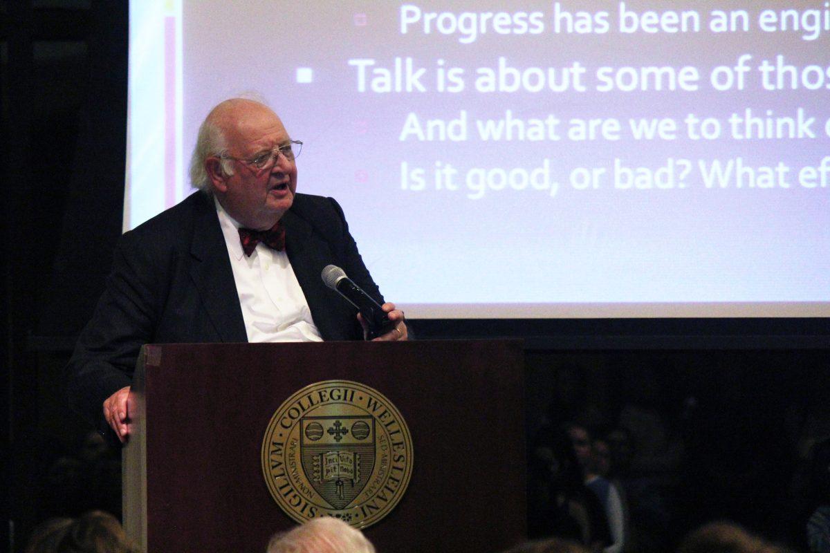 Goldman lecturer Angus Deaton presents research on health and income inequality