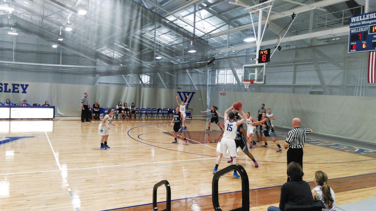 Wellesley basketball triumphs at home