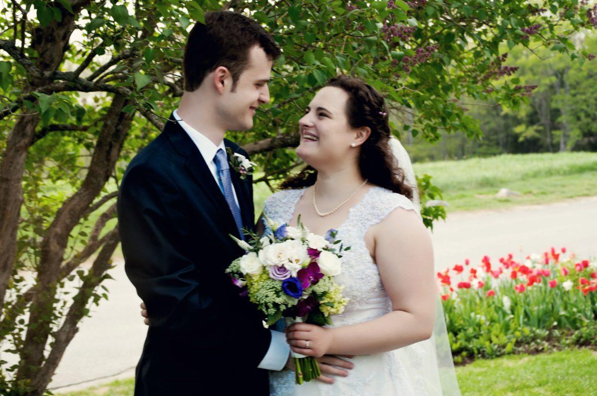 Sally Shepardson-Fungairiño ’16 and husband pose on their wedding day. | Photo courtesy of Sally Shepardson-Fungairiño ’16. 