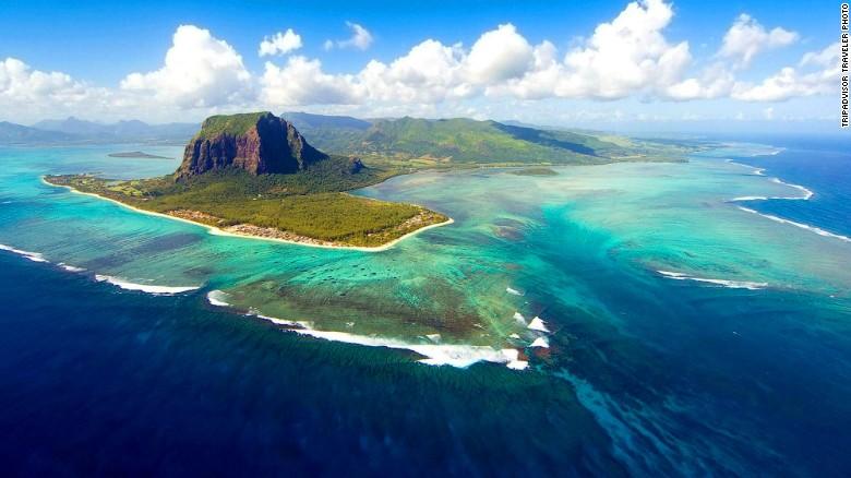 Scientists suspect the presence of a lost continent below the African island of Mauritius. | Photo courtesy of CNN