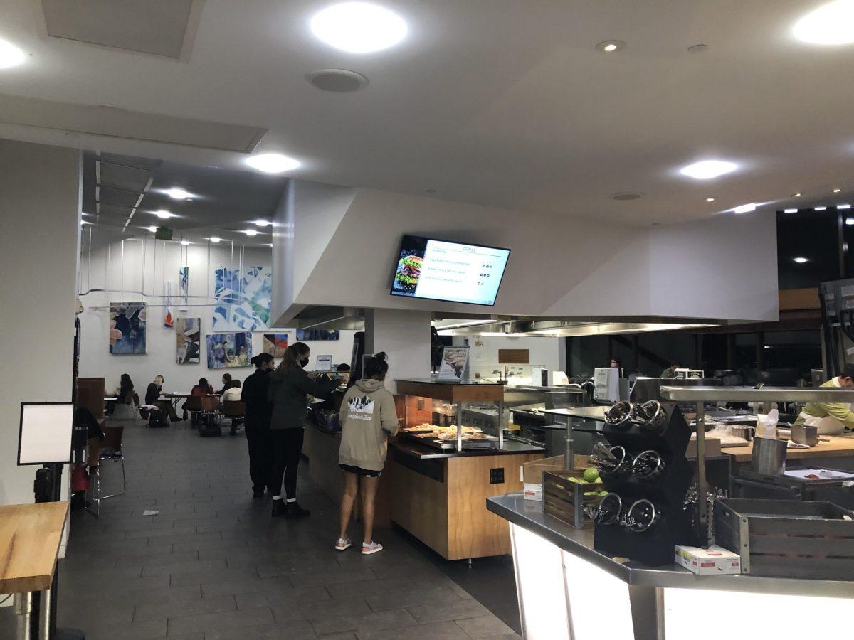 Students get food at the Bae Pao Lu Chow dining hall. Photo courtesy of Maimoonah Shafqat.