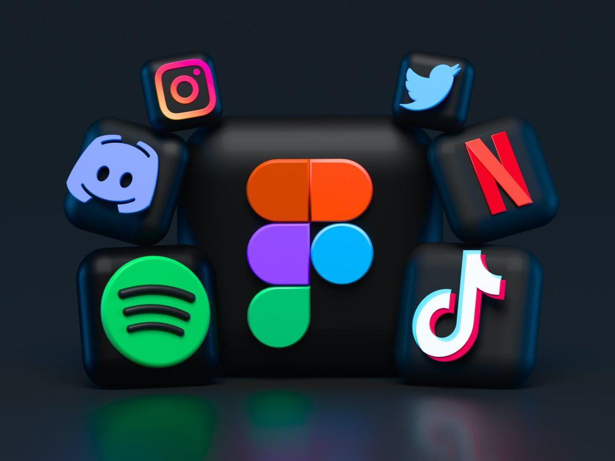 Logos of social media apps such as Twitter, Tiktok, Netflix, Spotify, and Discord.