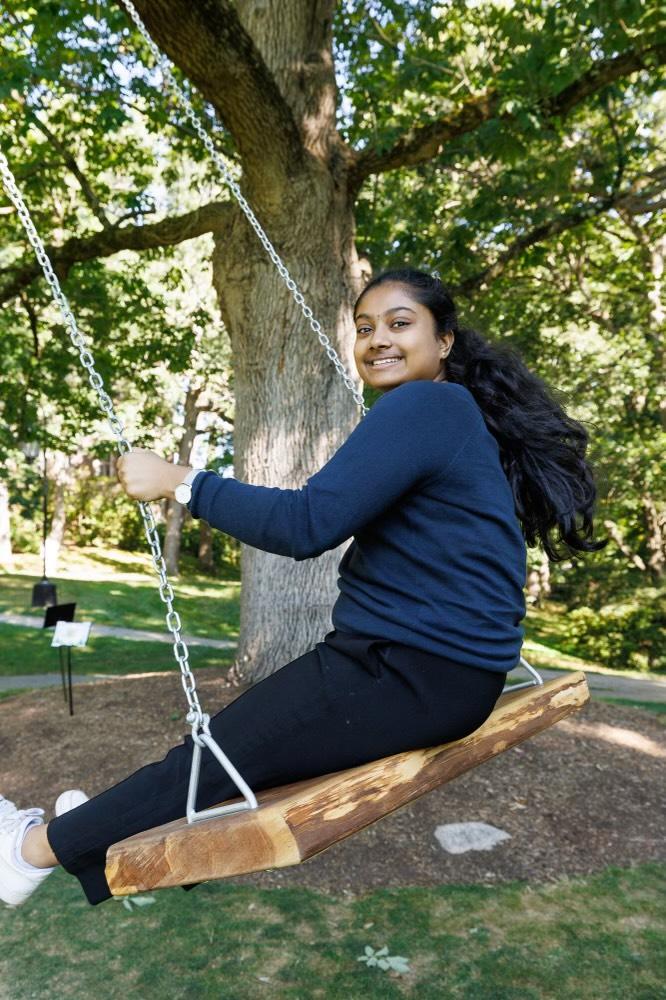 Shreeya Lakkapragada ’26 swings on Severance Green. Photo credit: Joel Haskell